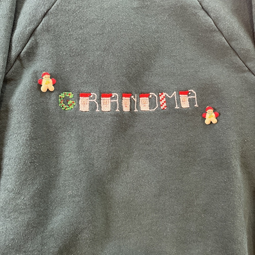 Vintage Hanes Christmas Sweatshirt Grandma Grandpa Graphic Crewneck XL Green - Picture 4 of 10
